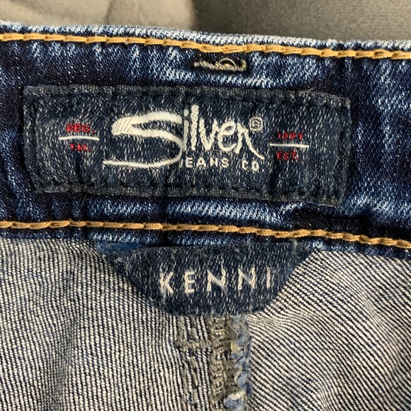 Silver Distressed Crops - Picture 5 of 7